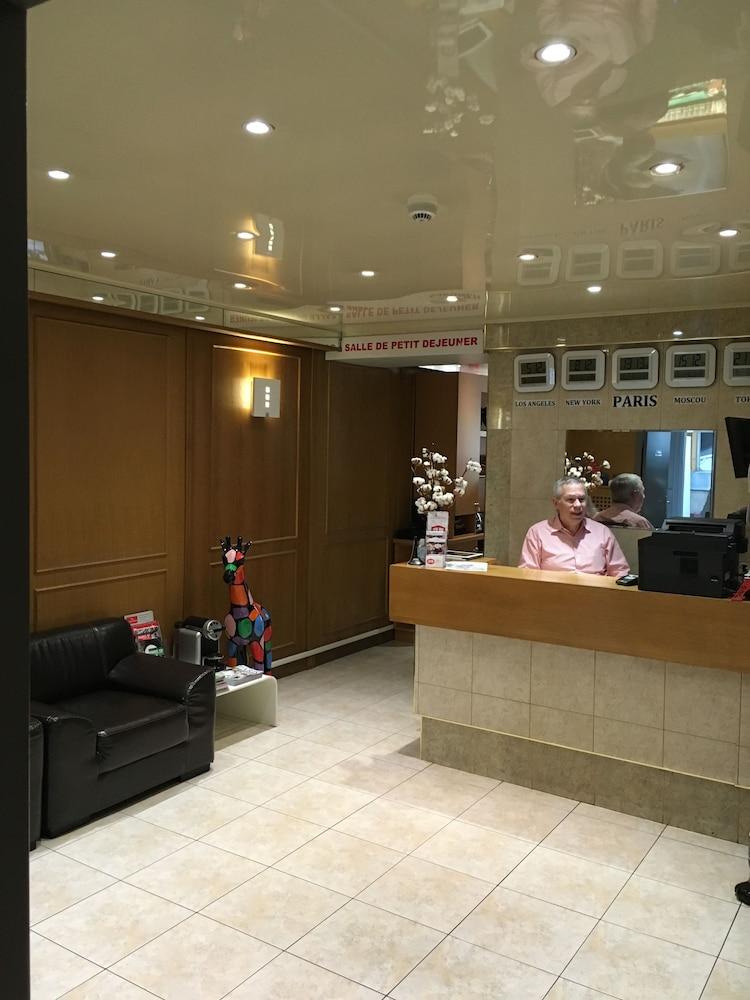 فندق Cosmotel باريس المظهر الخارجي الصورة